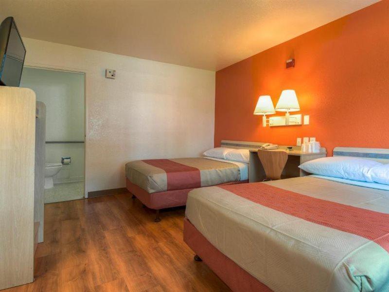 Motel 6-Escondido, Ca Ngoại thất bức ảnh