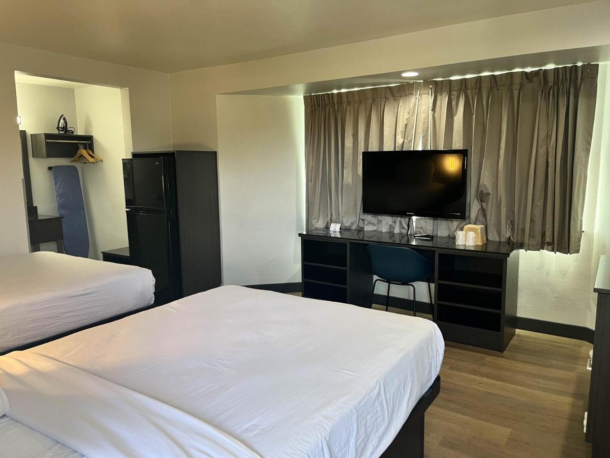 Motel 6-Escondido, Ca Ngoại thất bức ảnh