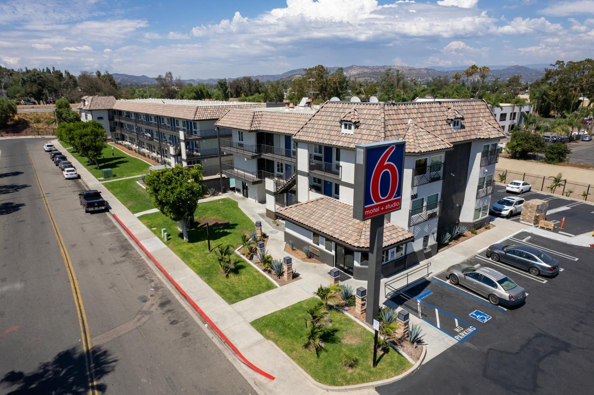 Motel 6-Escondido, Ca Ngoại thất bức ảnh