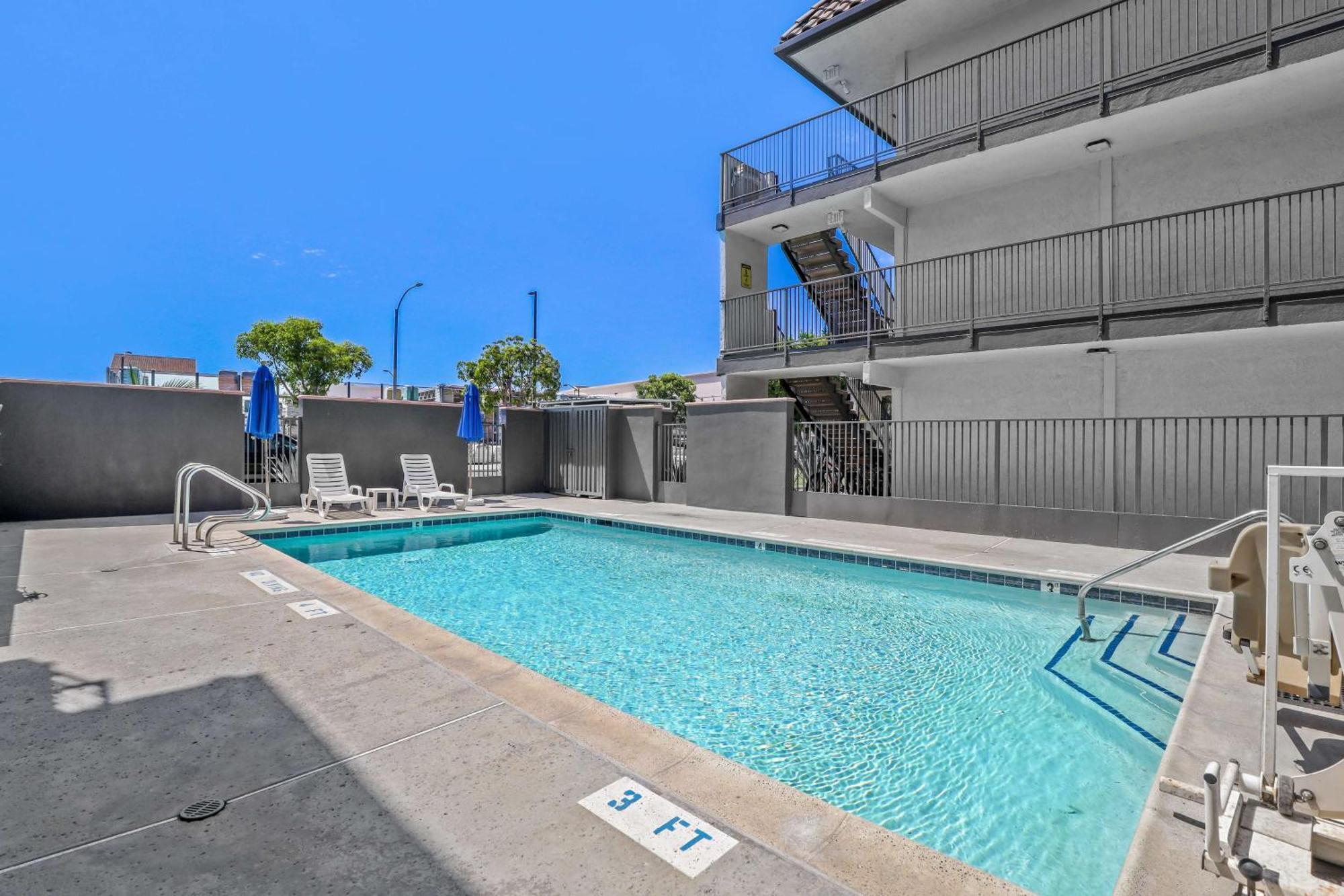 Motel 6-Escondido, Ca Ngoại thất bức ảnh